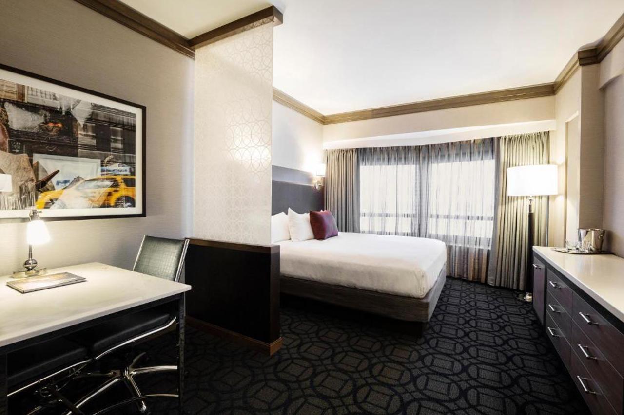 Hilton Club Hotel 3*