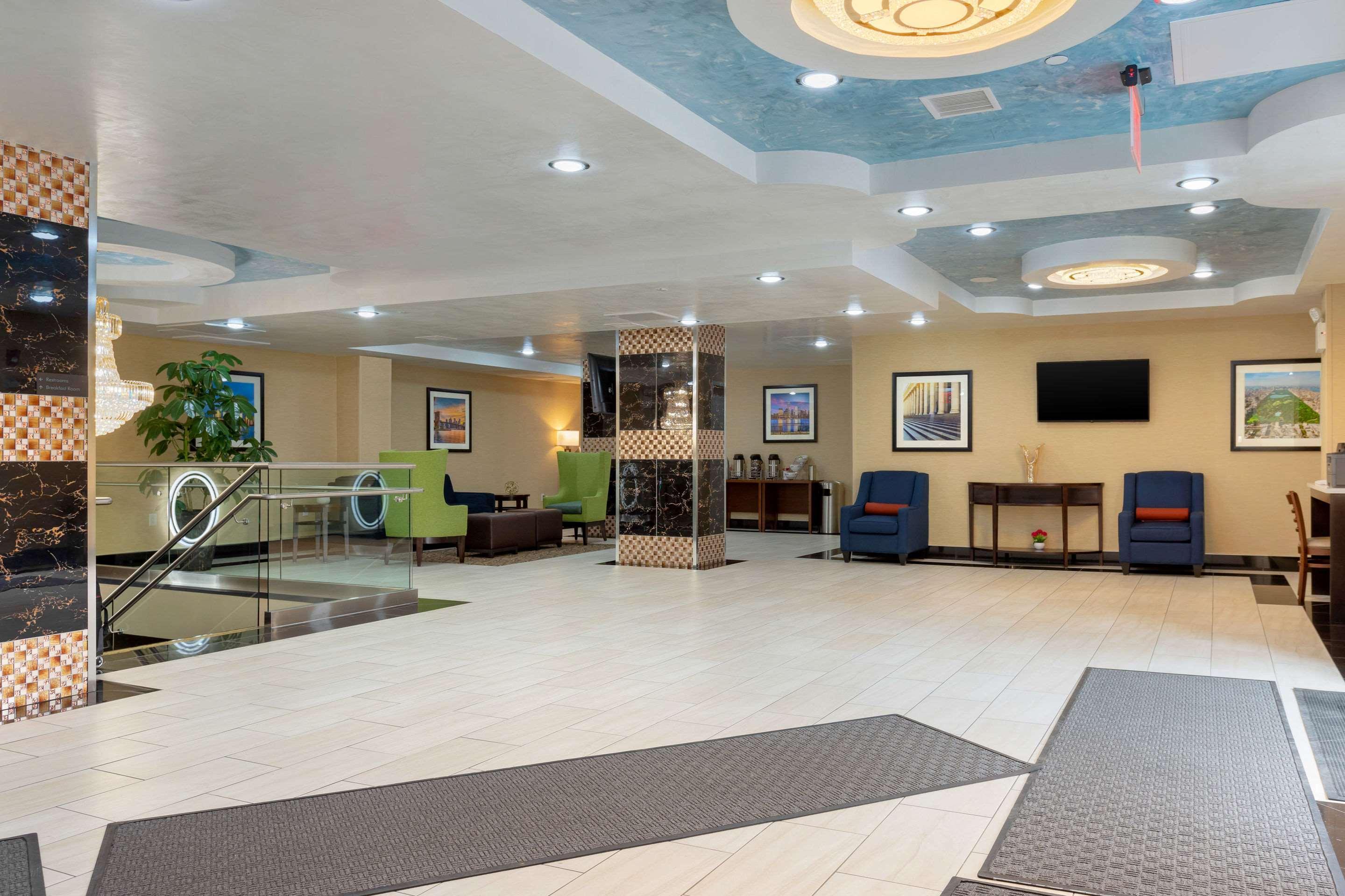 Hotel Comfort & Near Jfk Air Train New York