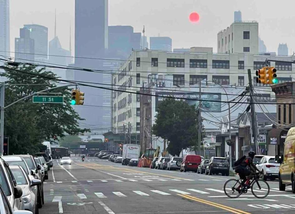 Appartement 2 Bedrooms 1 Stop From Manhattan - Free Parking And First Floor ! *