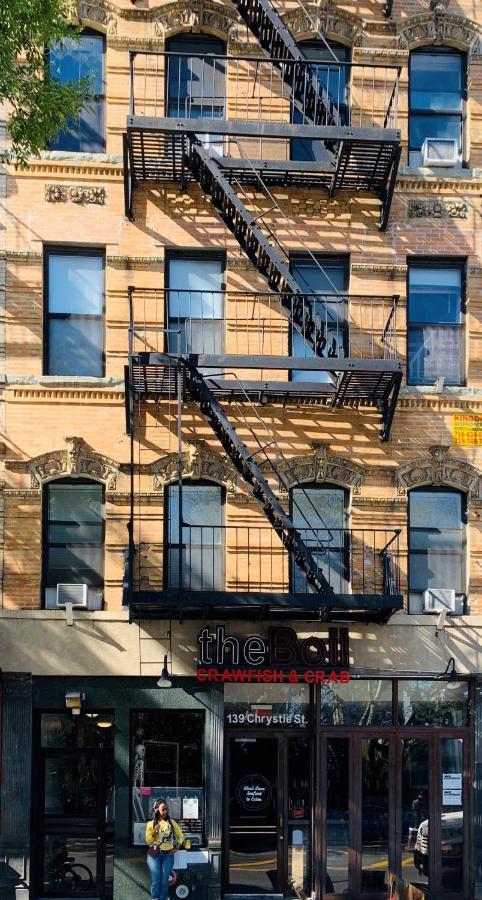 2 Bedroom Lower East Side Appartamento *