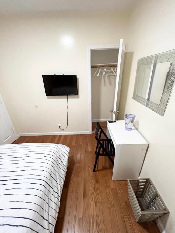 Beautiful Private In A Shared Upper West Side Accommodatie bij particulieren *