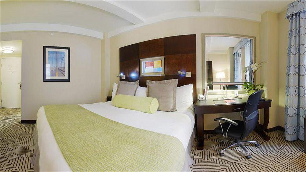 Aura Times Square Newly Renovated 4* New York