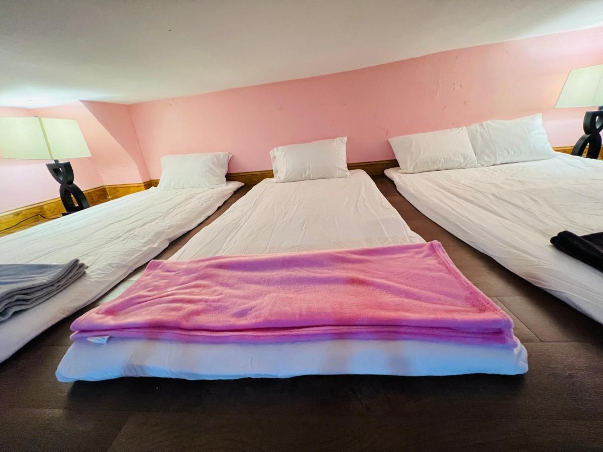 Pink Paradise Pavilion: Nyc Most Insta-worthy Spot * New York