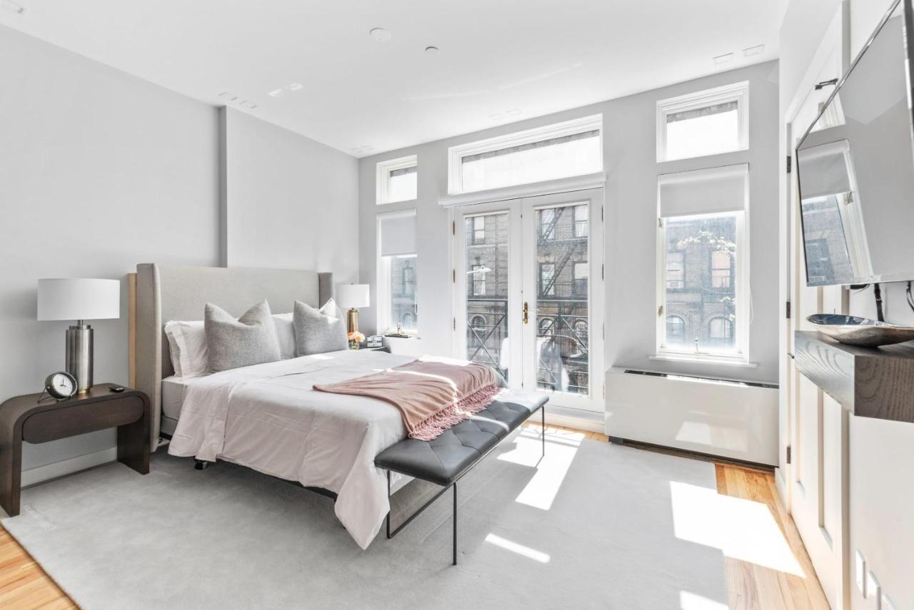 Hébergement de vacances Luxe Studio Apt With Charming Juliet Balcony New York