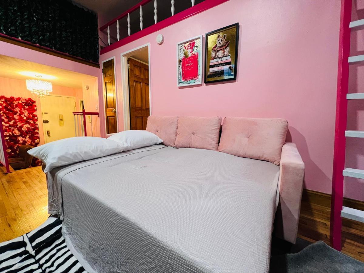 Pink Paradise Pavilion: Nyc Most Insta-worthy Spot Appartement
