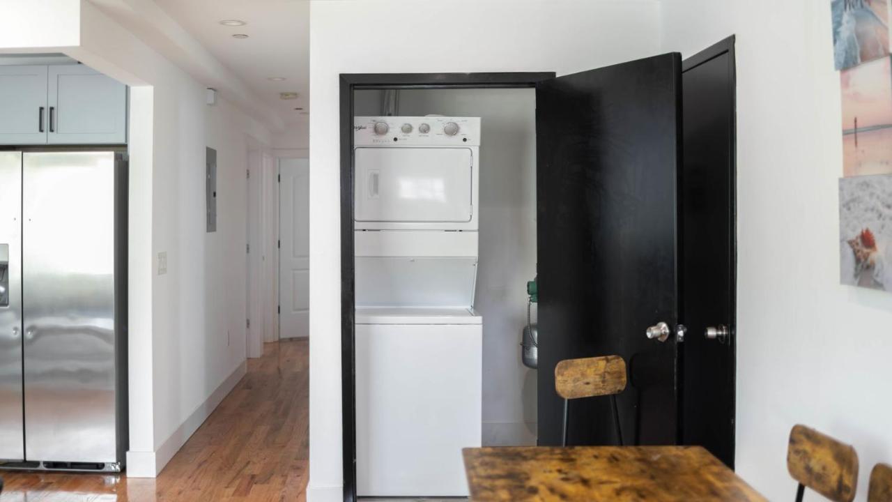 Lovely 3-br In Queens, Near Rockaway Lejlighed New York