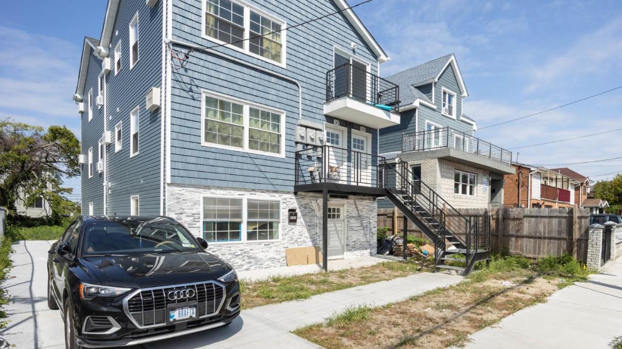 Lovely 3-br In Queens, Near Rockaway Lejlighed