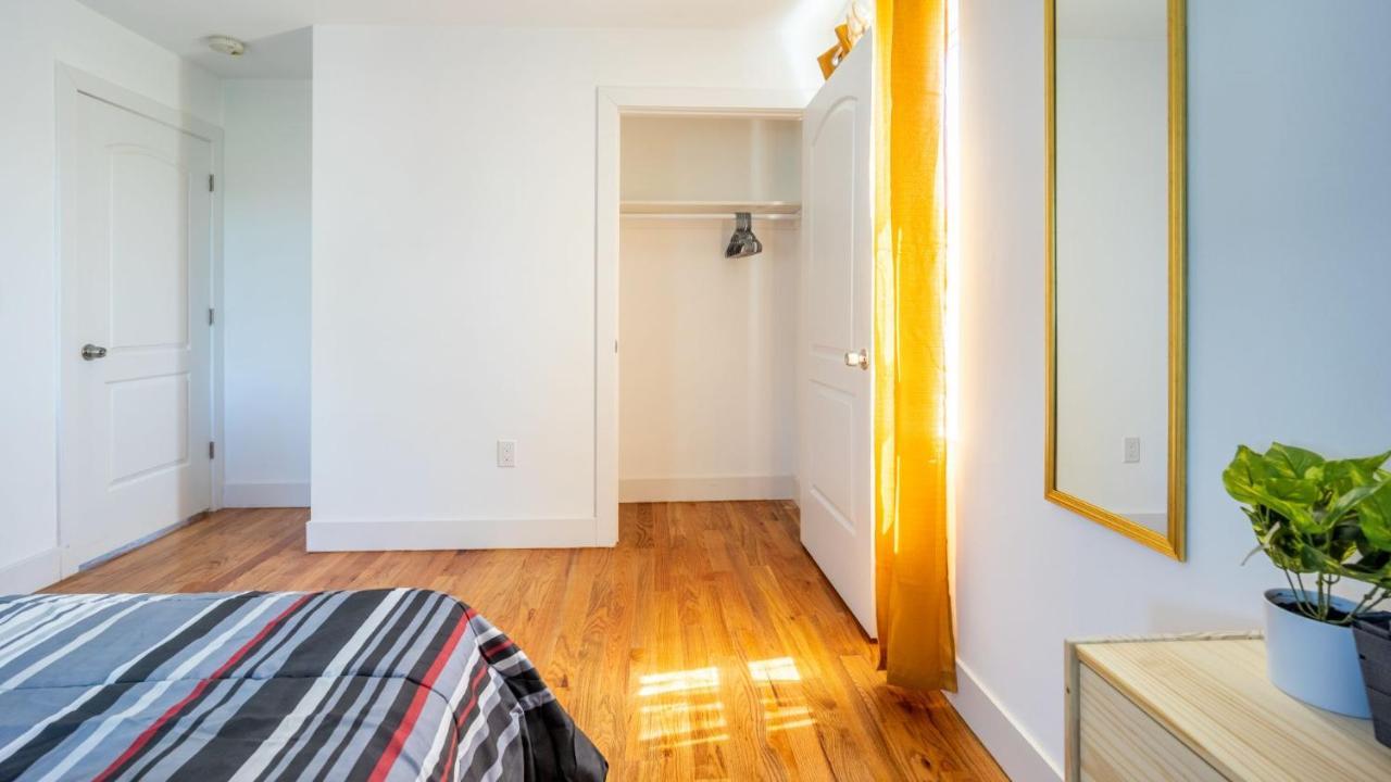 Lovely 3-br In Queens, Near Rockaway Lejlighed New York
