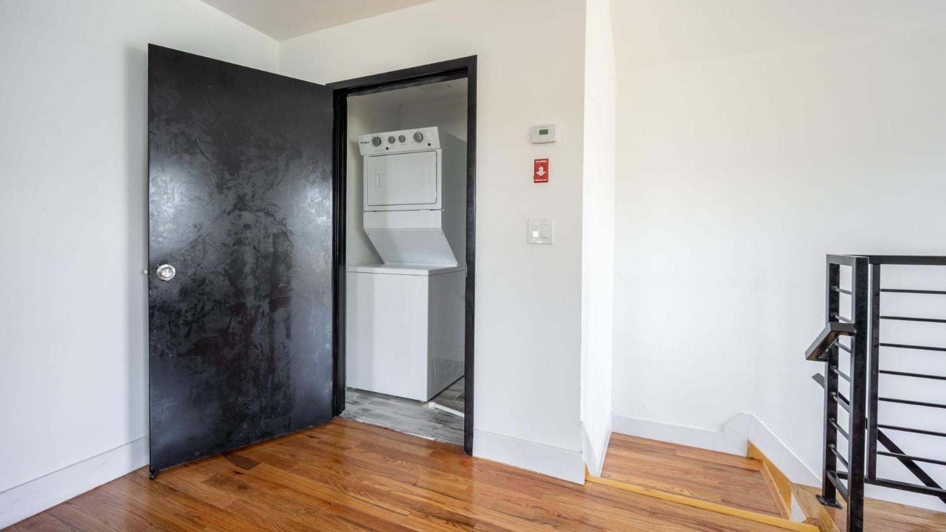 Lovely 3-br In Queens, Near Rockaway Lejlighed New York