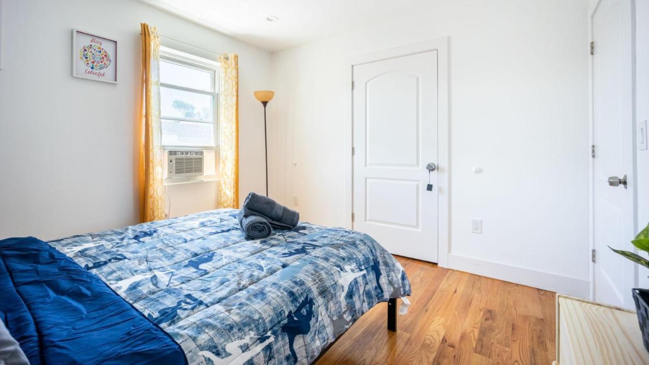 Lejlighed Lovely 3-br In Queens, Near Rockaway