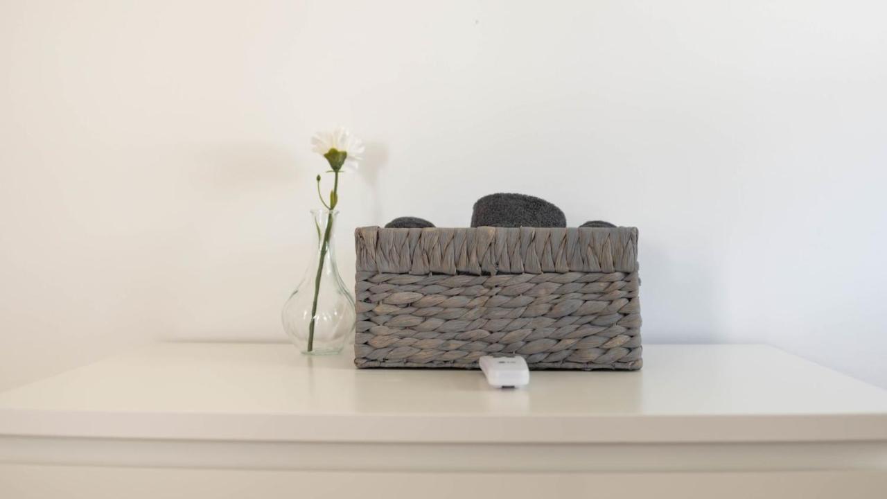 Lovely 3-br In Queens, Near Rockaway Lejlighed New York
