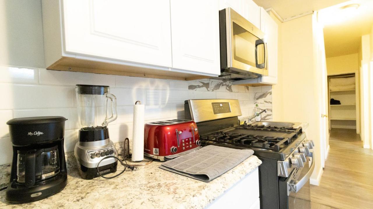 Cozy Shack 1 Bedroom Studio With Sofa And Full Kitchen In Elmhurst Ny Appartamento New York