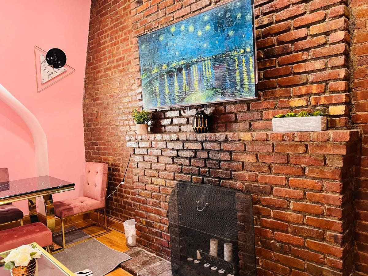 Pink Paradise Pavilion: Nyc Most Insta-worthy Spot New York