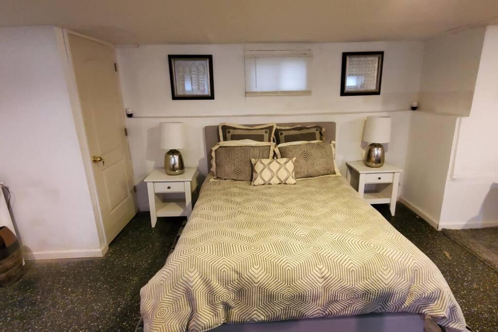 Appartement Cozy Studio; Lower Level Unit