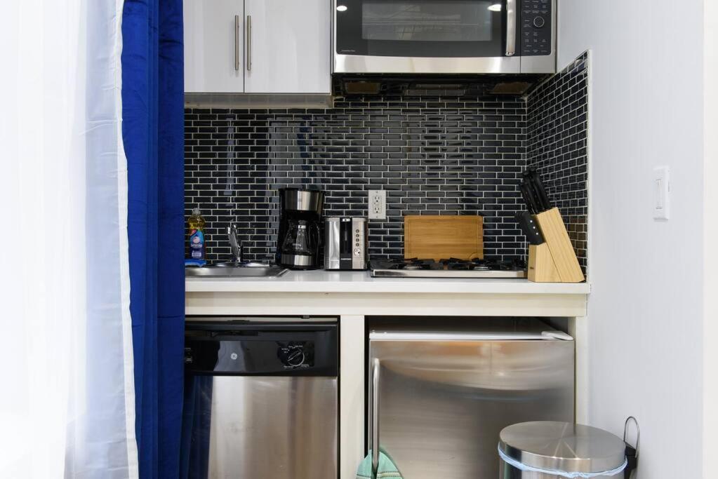 Appartement 69-2a Prime Lower East Side 1br Brand New