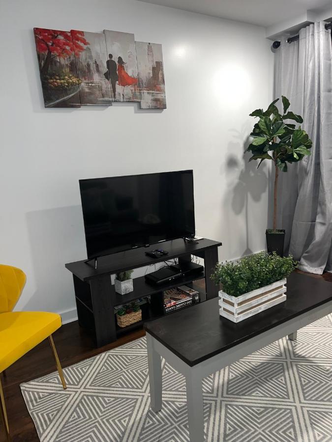 Appartamento Cozy 1 Bedroom With Outdoor Patio Space *