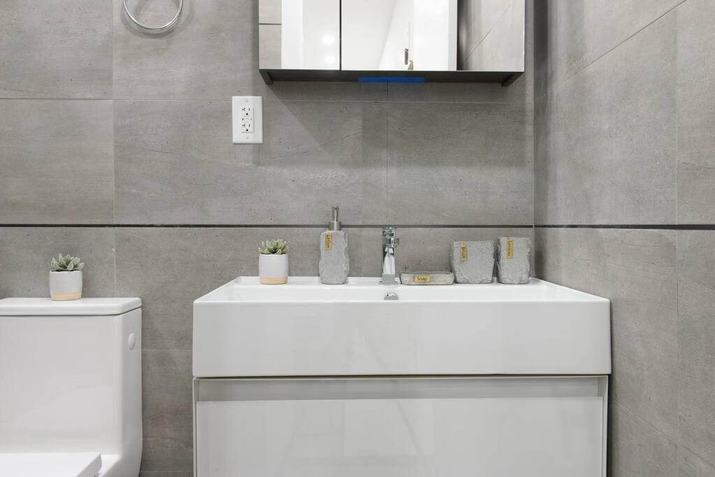 Appartement 78-1d New Junior 1 Bedroom Prime Ues Wd In Unit *