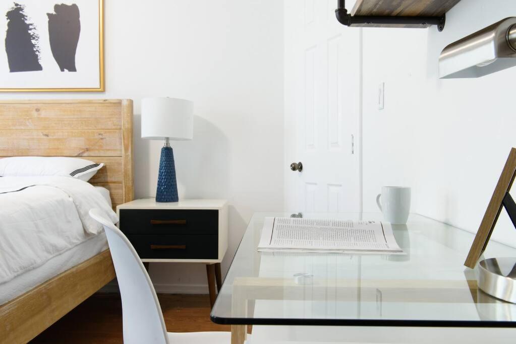 454-3w Prime Location 2br Newly Furnished Sleeps 5 Appartement *