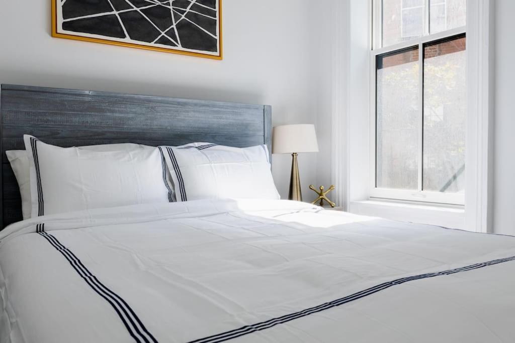 Appartement E10-2 Designer East Village Townhouse 1br W D New York