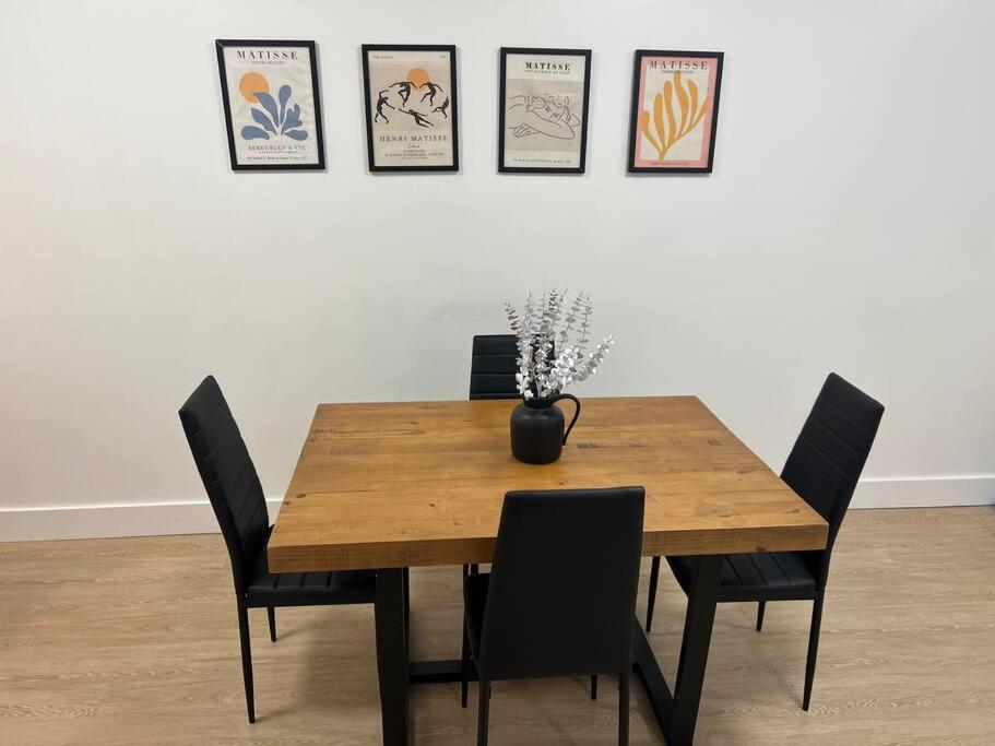 Appartement Modern 2 Bedroom Apt W Pool Table In Heart Of Bklyn