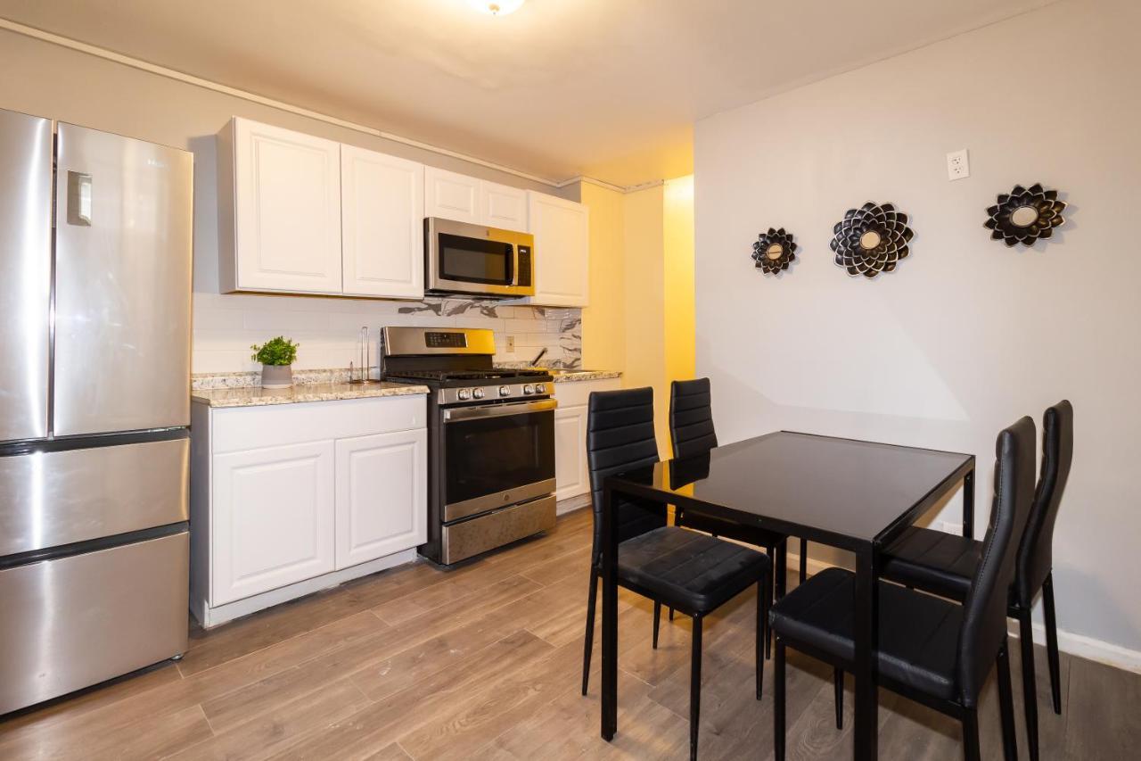 Appartamento Cozy Shack 1 Bedroom Studio With Sofa And Full Kitchen In Elmhurst Ny New York