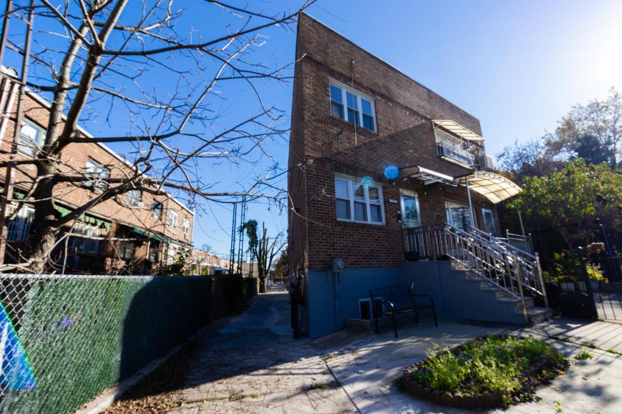 Cozy Shack 1 Bedroom Studio With Sofa And Full Kitchen In Elmhurst Ny Appartamento New York