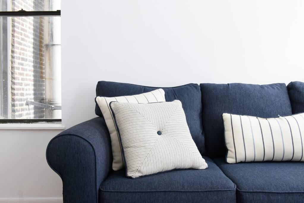 Lejlighed 428-3r Spacious Prime Midtown 2br Newly Furnished
