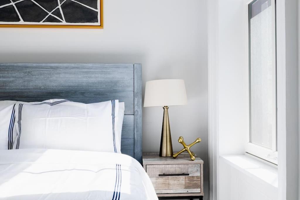 E10-2 Designer East Village Townhouse 1br W D Appartement
