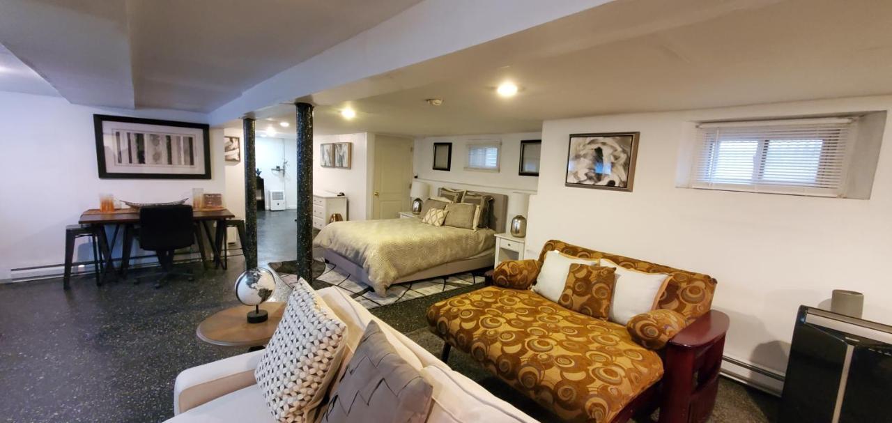 Cozy Studio; Lower Level Unit Appartement *
