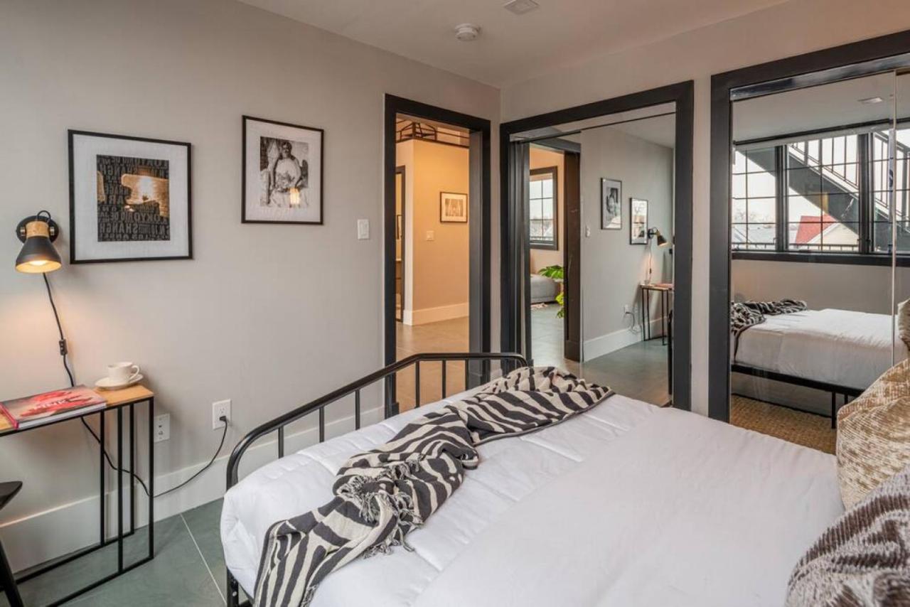 Appartement Chic Mezzanine Loft With Rooftop And Shoreline Nearby At 