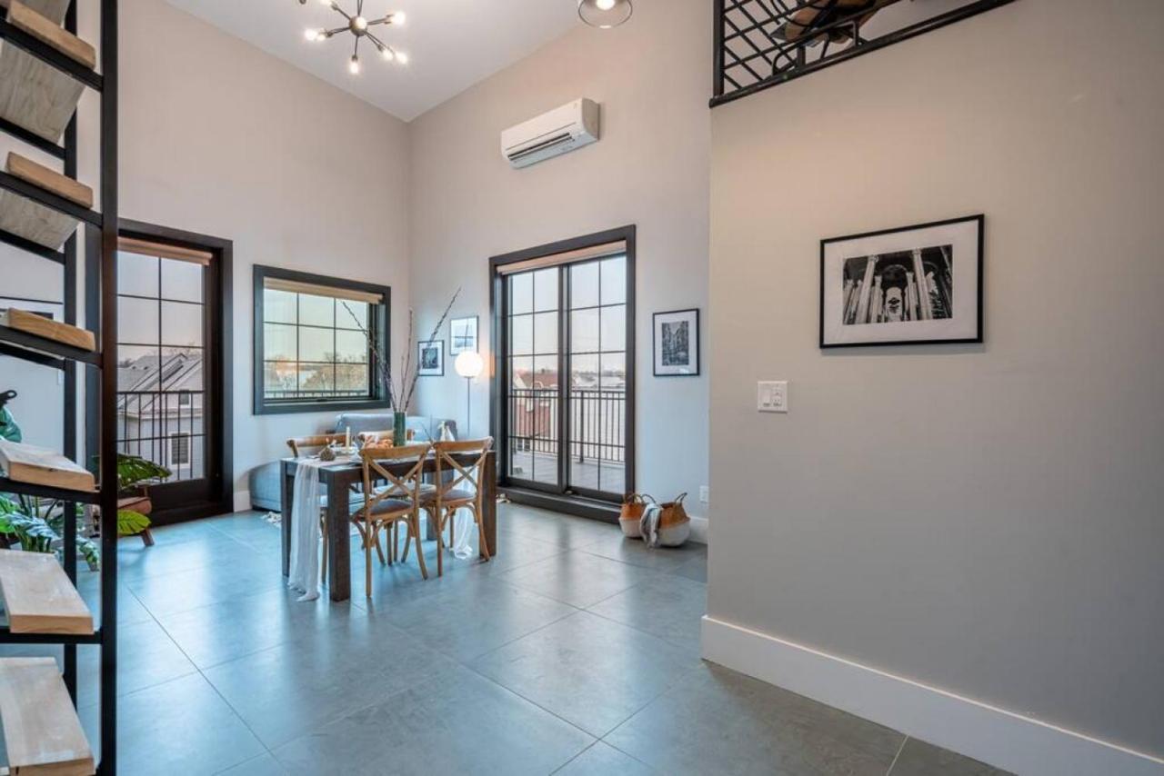Appartement Chic Mezzanine Loft With Rooftop And Shoreline Nearby At 