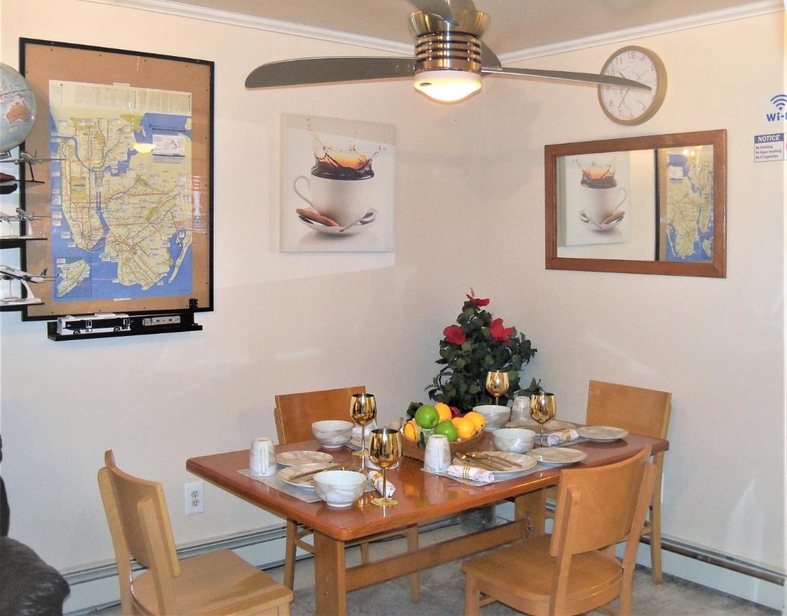 Appartement Booking.com Exxlusive: Fully Furnished One Bedroom Entire With Full Size Bed. For One Person Or Couple, Soulmate Positive Friendship
