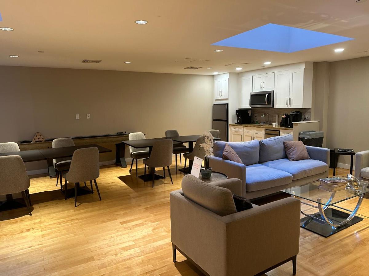 Appartement National At 888 Sixth Avenue - Furnished New York
