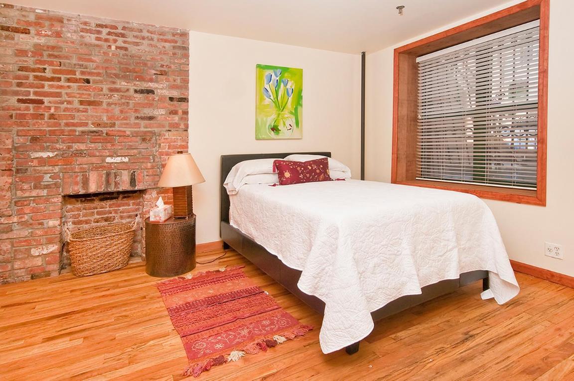 Appartement 136th Unit 1 *