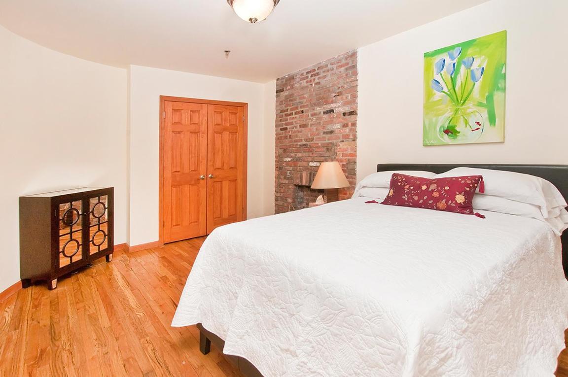 136th Unit 1 Appartement