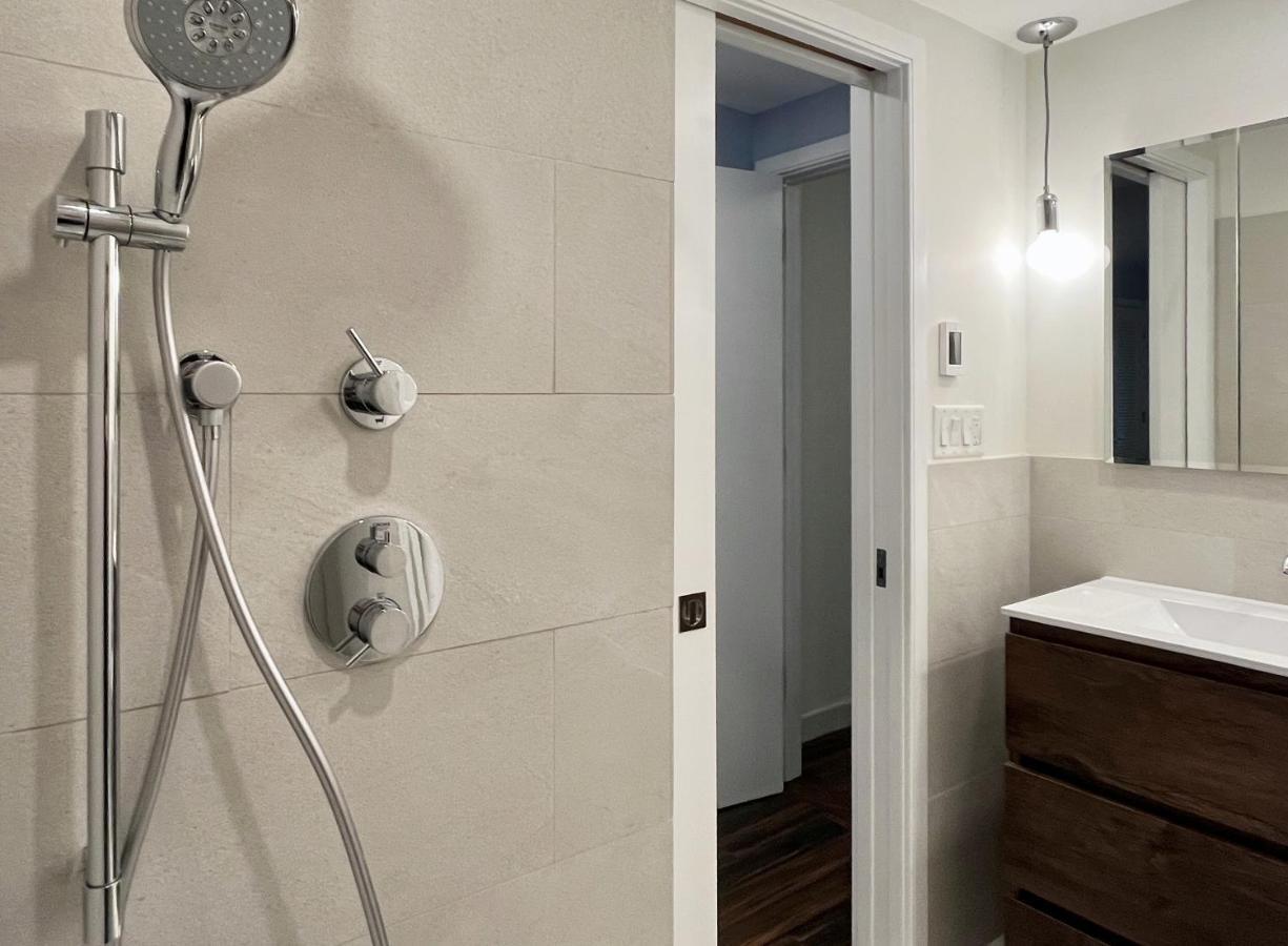Close To All! 2-room In A 1-family Townhouse Appartamento New York