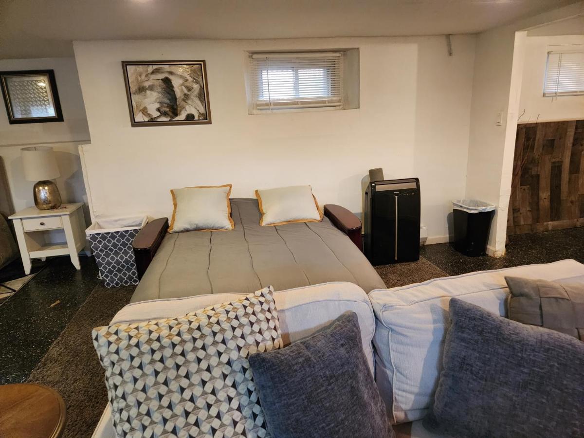 Appartement Cozy Studio; Lower Level Unit