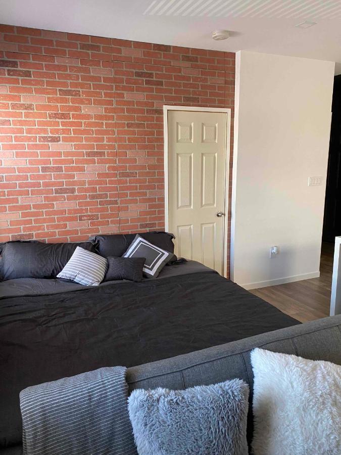 145 St Queens Near Jfk, Lga, & Citi Field, Free Parking In The Backyard 646-667-6696 Appartement *