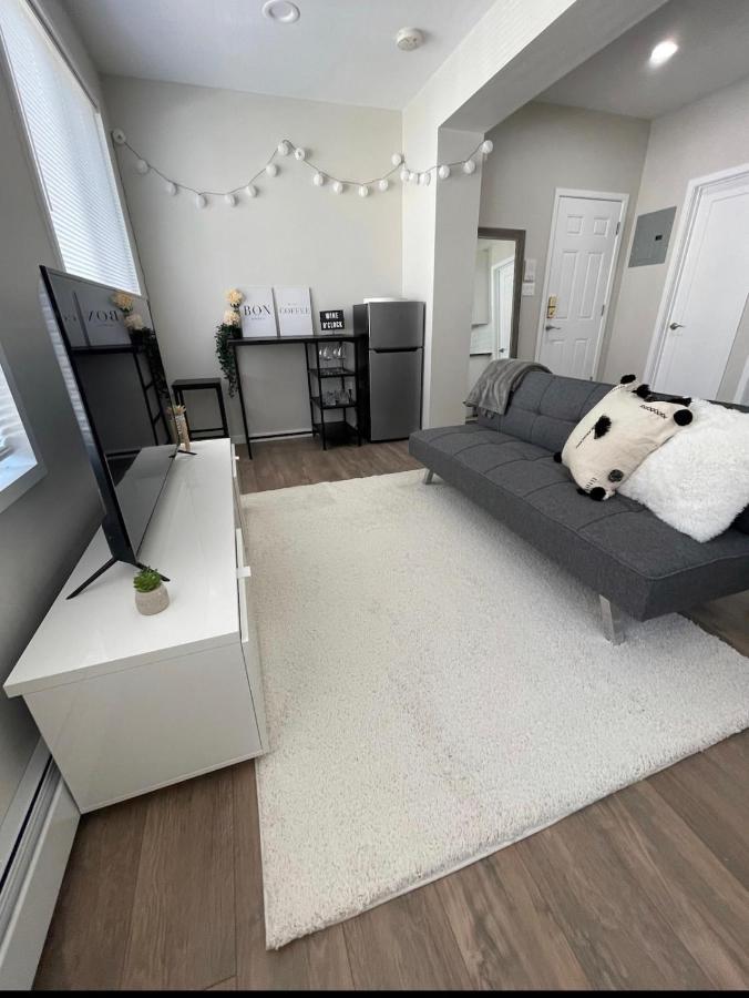 145 St Queens Near Jfk, Lga, & Citi Field, Free Parking In The Backyard 646-667-6696 Appartement