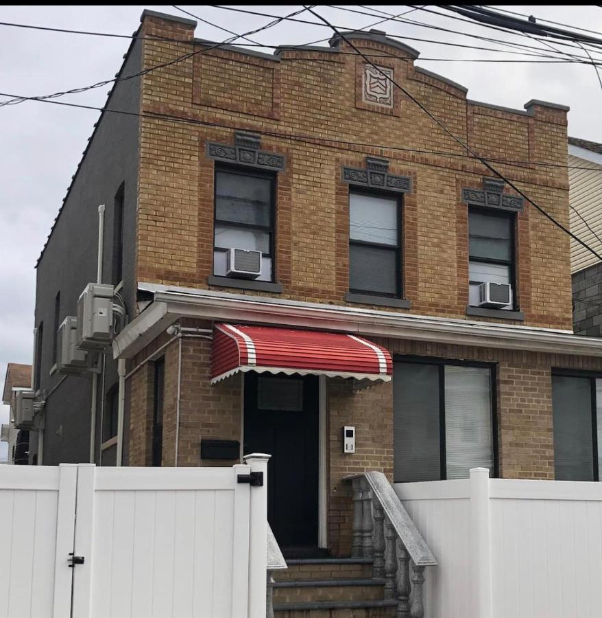 Appartement 145 St Queens Near Jfk, Lga, & Citi Field, Free Parking In The Backyard 646-667-6696 *