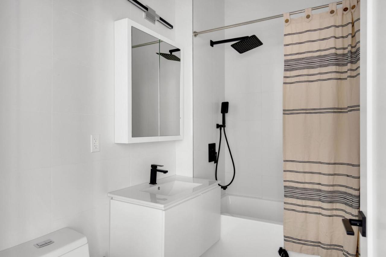 Uws 1br W Elevator Wd Nr Park Nyc-857 Lejlighed