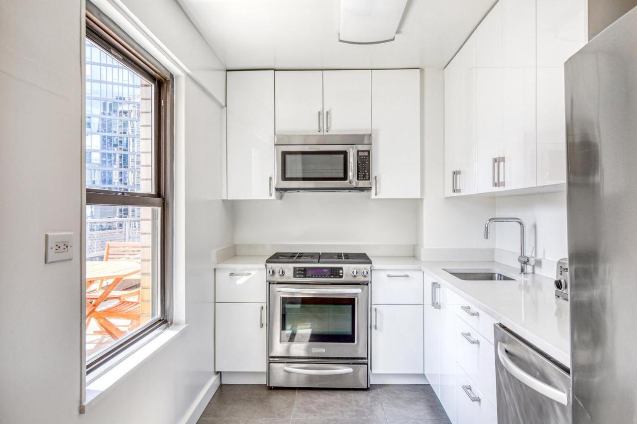 Midtown E 2br W Elevator Doorman Nr Un Nyc-621 Appartement New York