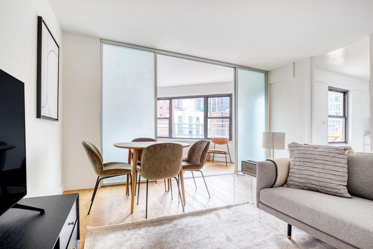 Midtown E 2br W Elevator Doorman Nr Un Nyc-621 Appartement *