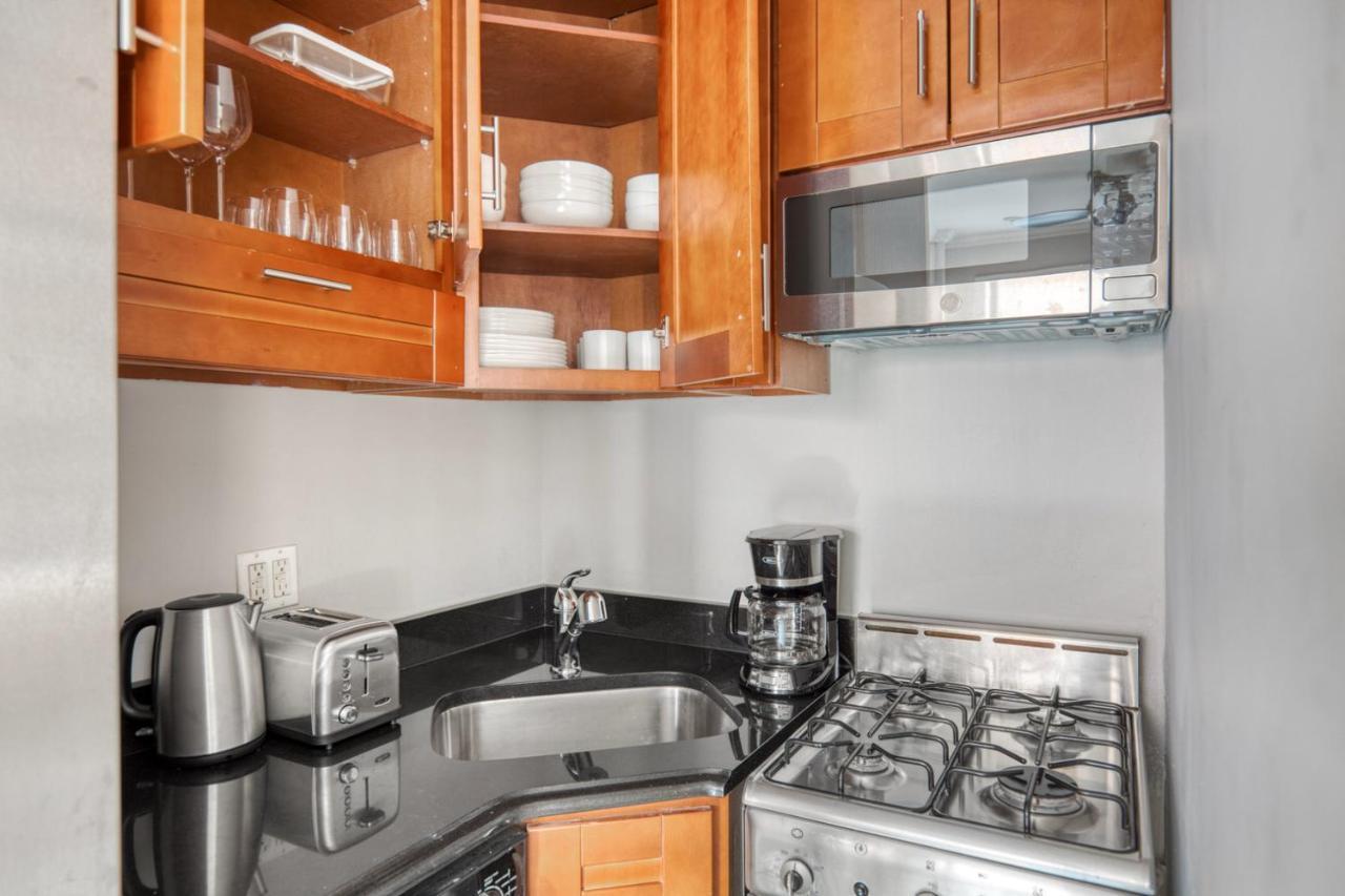 Appartement East Village 1br W Wd Balcony Nr Gramercy Nyc-1003 *