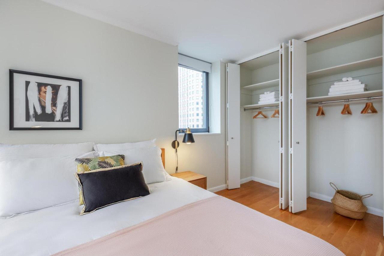 Midtown 2br W Pool Gym Parking Nr Broadway Nyc-381 Appartement