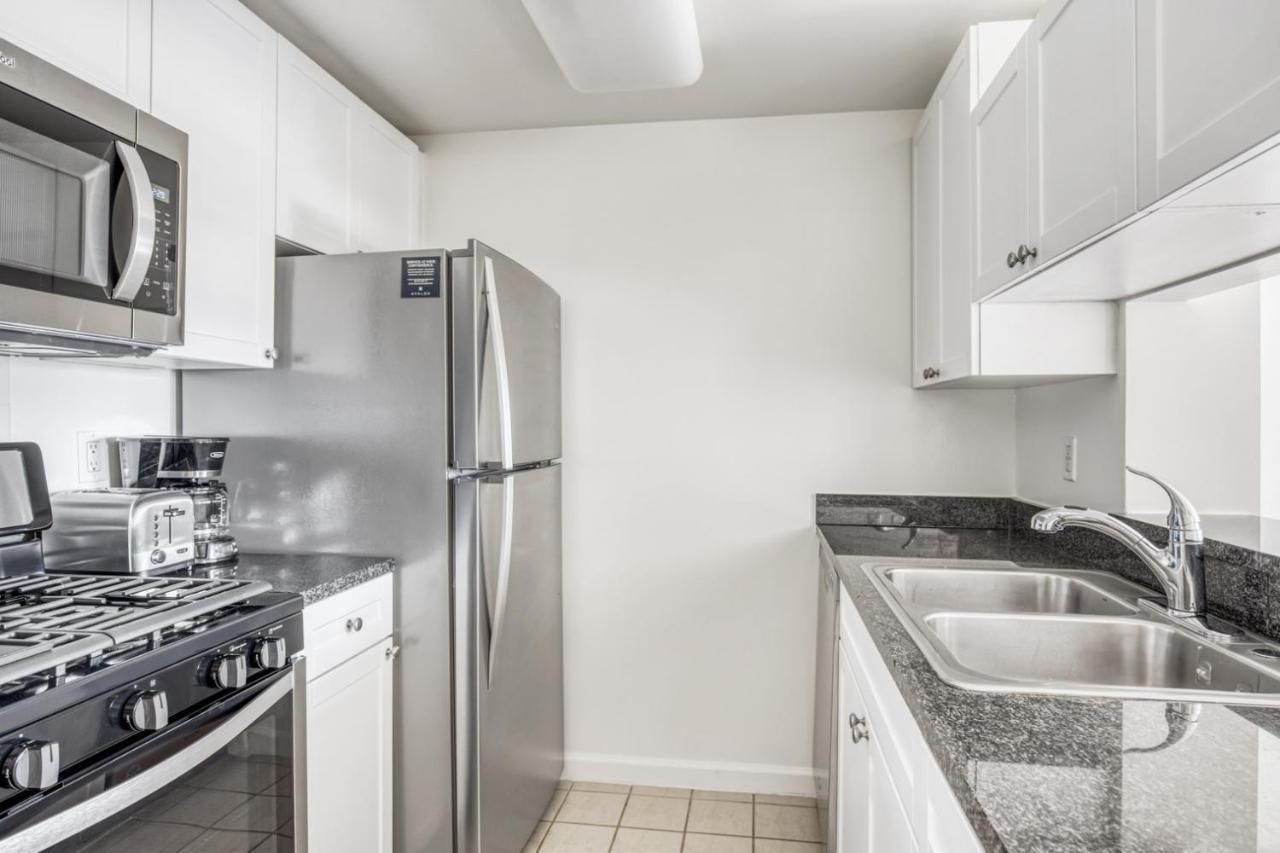 Lic 2br W Wd Elevator Doorman Nr E River Nyc-766 Appartement *