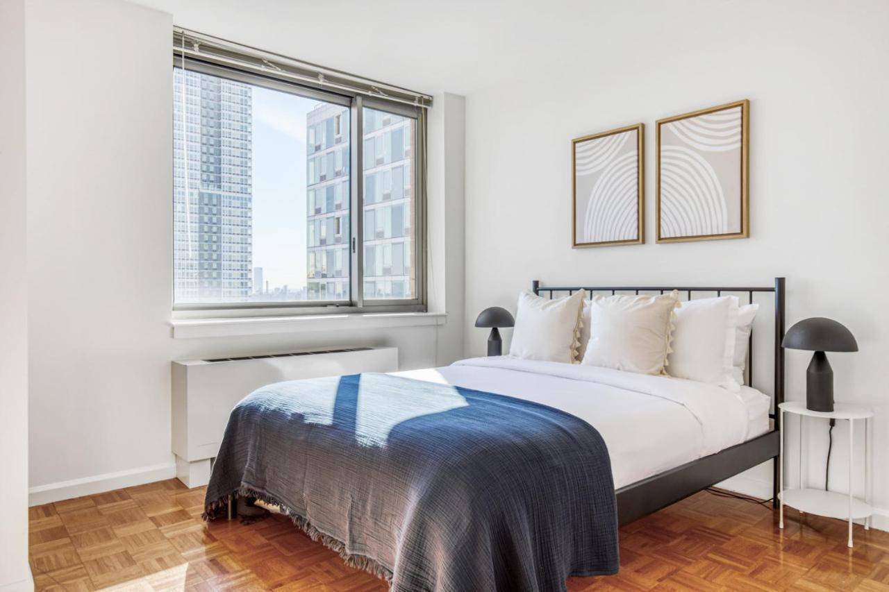 Lic 2br W Wd Elevator Doorman Nr E River Nyc-766 Appartement *
