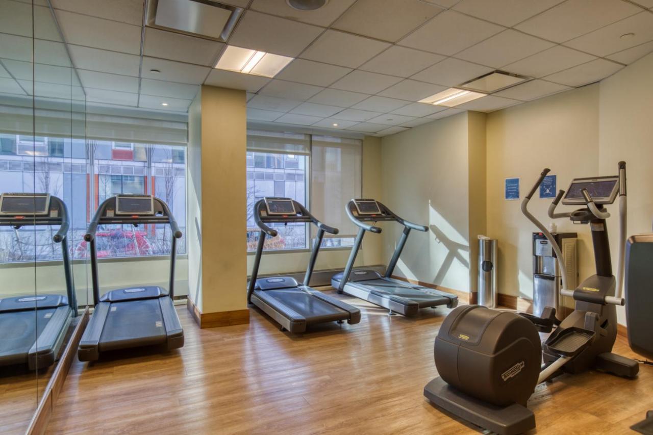 Lic 2br W Wd Elevator Doorman Nr E River Nyc-766 Appartement