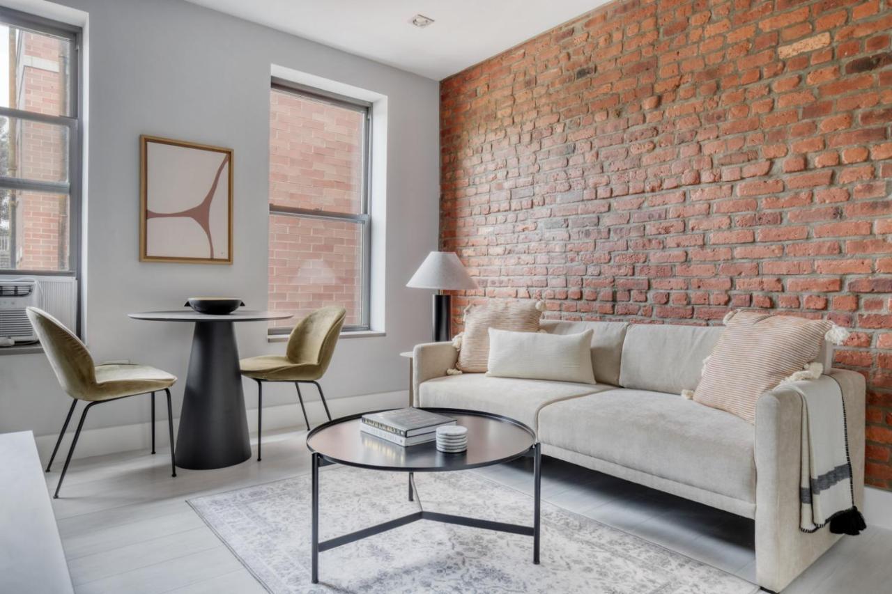 Les 2br W Elevator Wd Roof Nr Parks Nyc-788