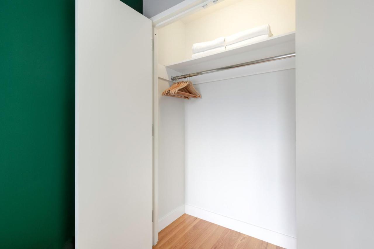 1br Nr Times Sq W Indoor Pool Gym Nyc-102 * New York